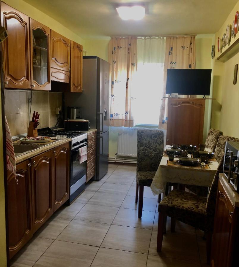 La Symo Apartament Straja Lupeni Lupény Kültér fotó