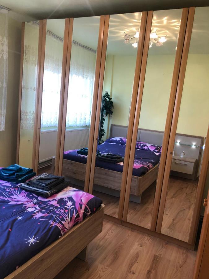 La Symo Apartament Straja Lupeni Lupény Kültér fotó